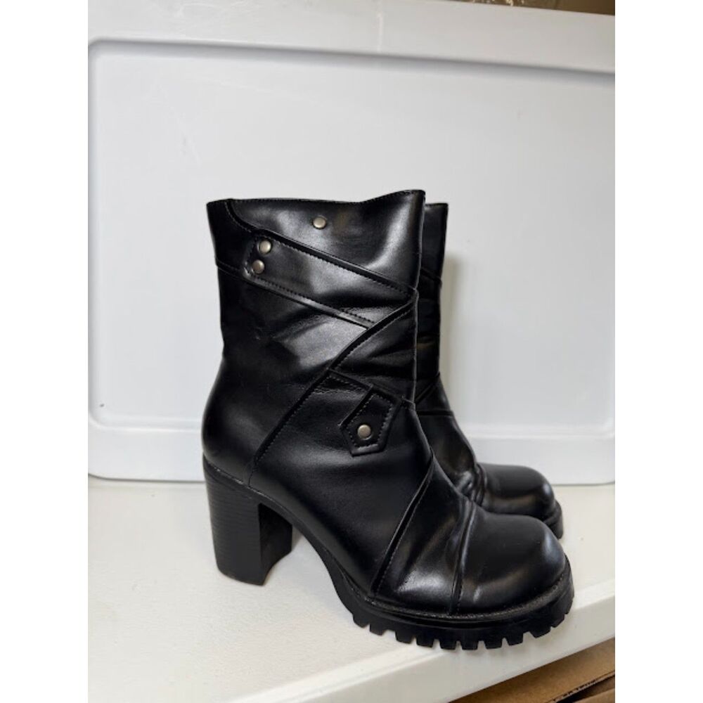 No Boundaries y2k Chunky Boots Black Sz 7 Grunge Fall Goth Witchy Faux Leather